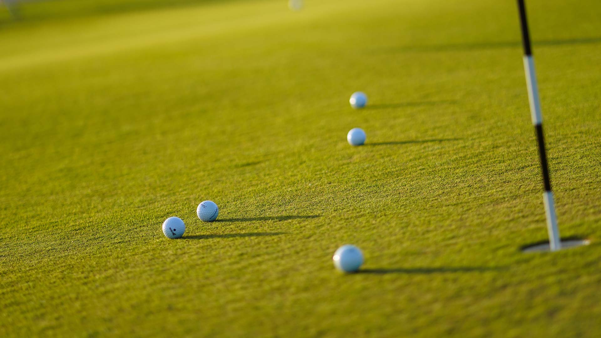Heinäkuussa yhdistetään kesän paras kombo – Golf ja Spoon – TAGin terassi